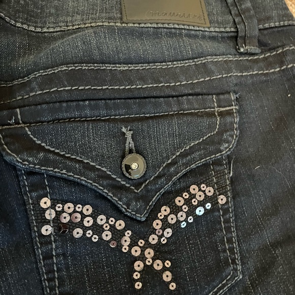 Maurices Dark Wash Sequin Embellished Jeggings Size Large - Picture 4 of 7